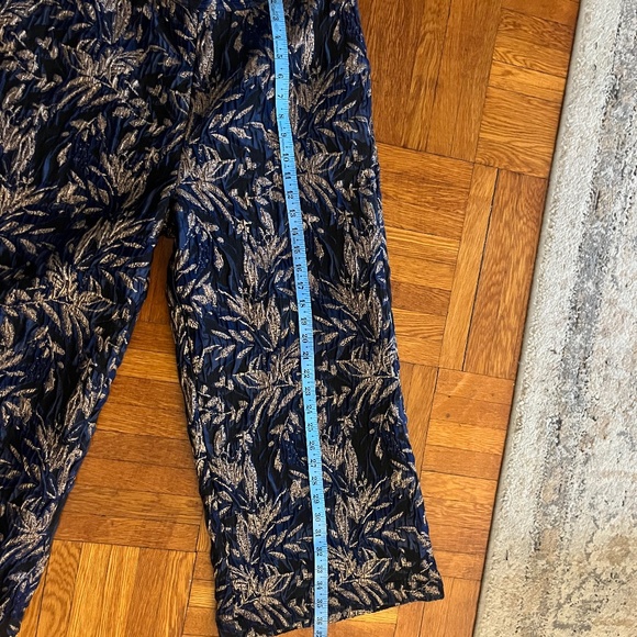 Let me Be Jackie Jacquard Cropped Pants - Picture 9 of 10